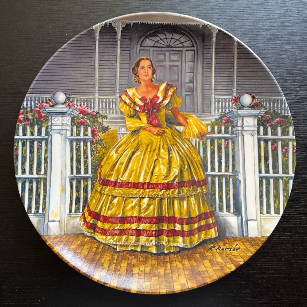 Vintage Gone With the Wind Decorative Art Plate Melanie by Raymond Kursar